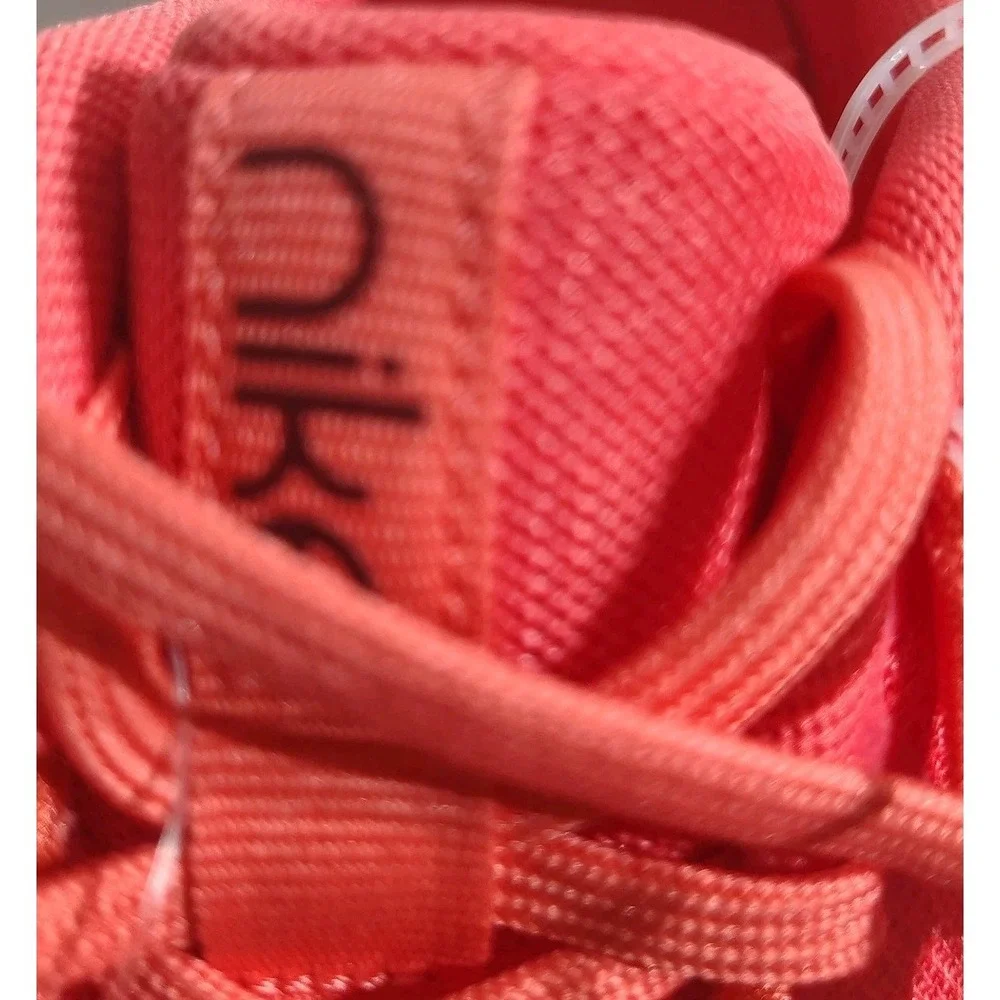 Nike women air