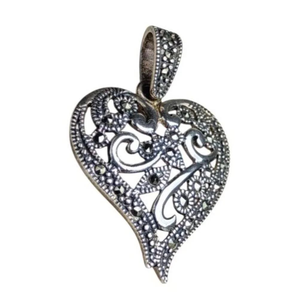 Authentic Original Vintage Style vintage sterling