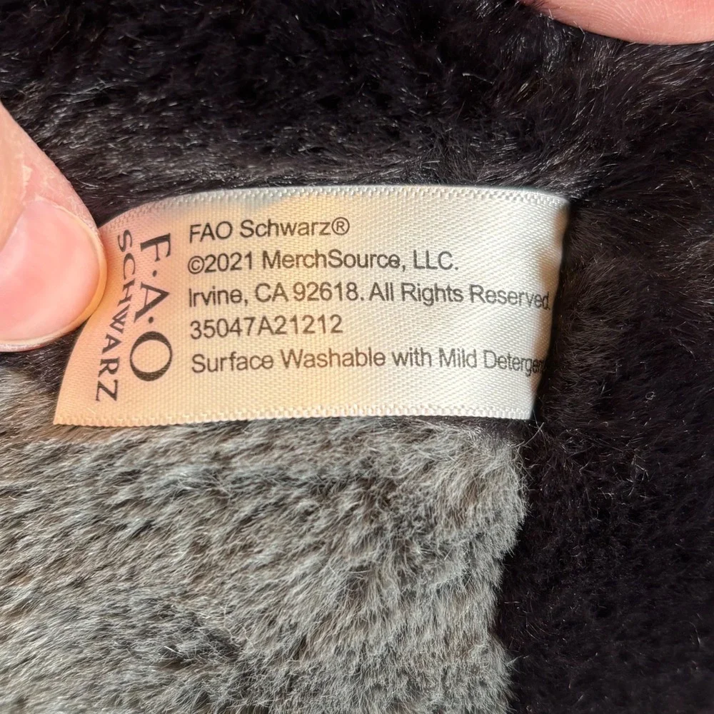 FAO Schwarz Plush Gorilla Black Grey Stuffed Animal Gold Button 2021 35047A21212