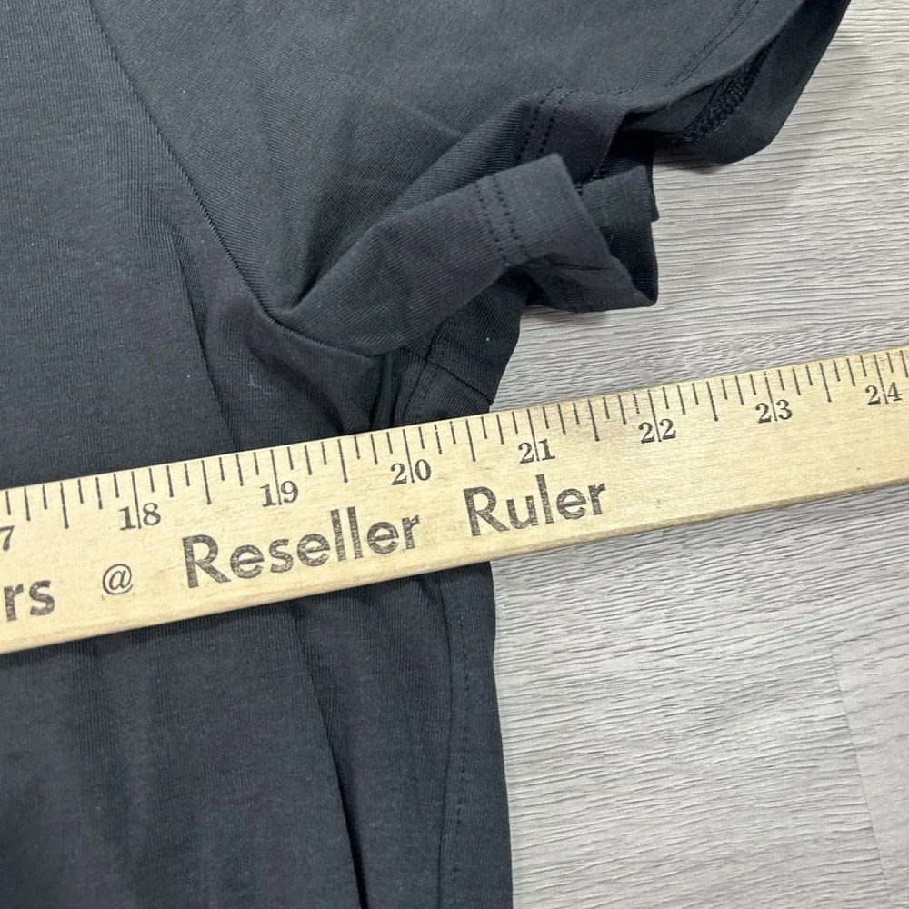 lululemon athletica measurements please