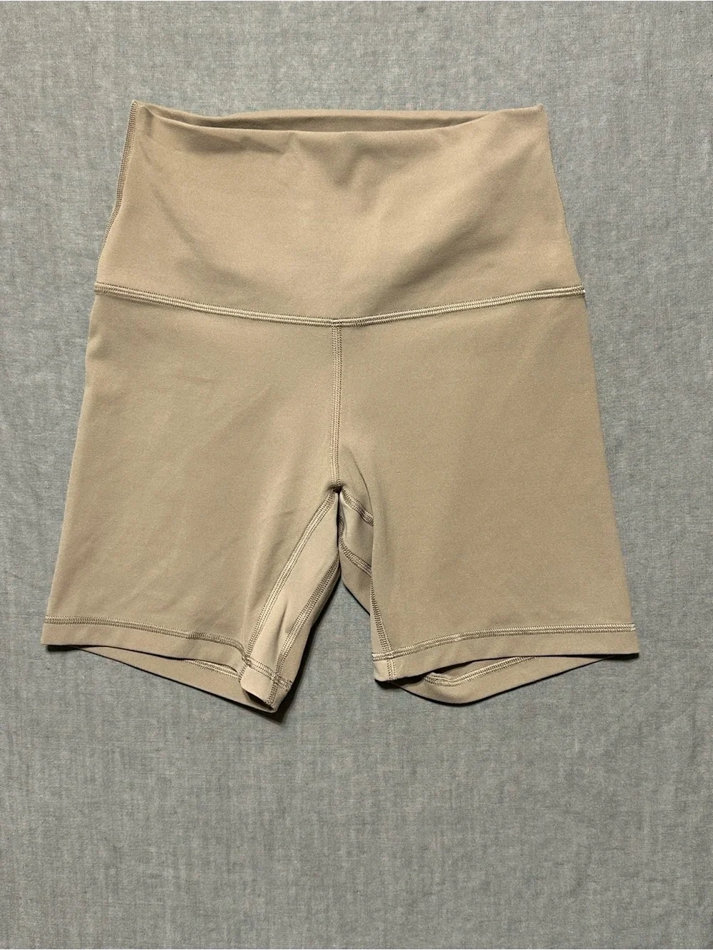 lululemon athletica excellent size