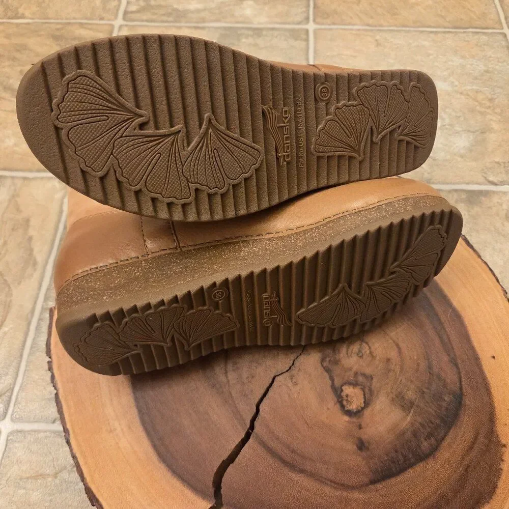 Dansko mckenzie leather