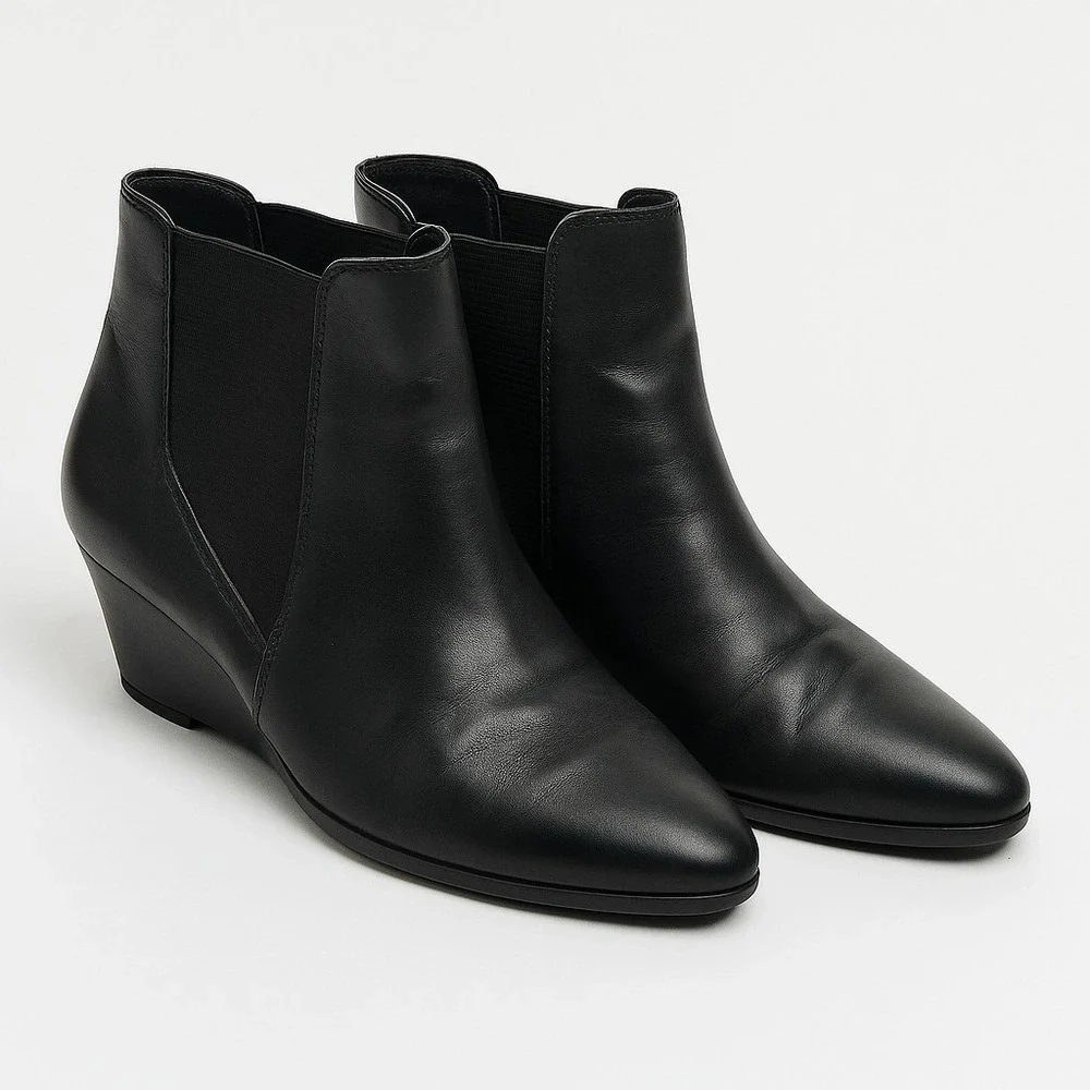 Franco Sarto Quinne Women's Black Leather Ankle Boots Size 8M Chelsea Style