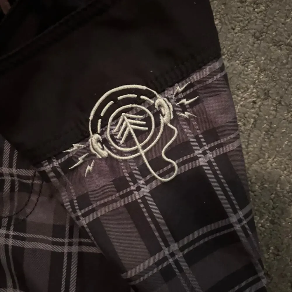 Element y2k plaid