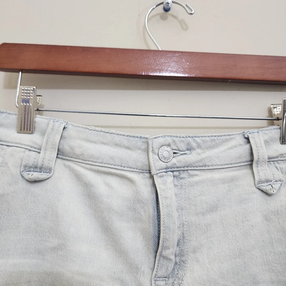 Pilcro shorty light apprx