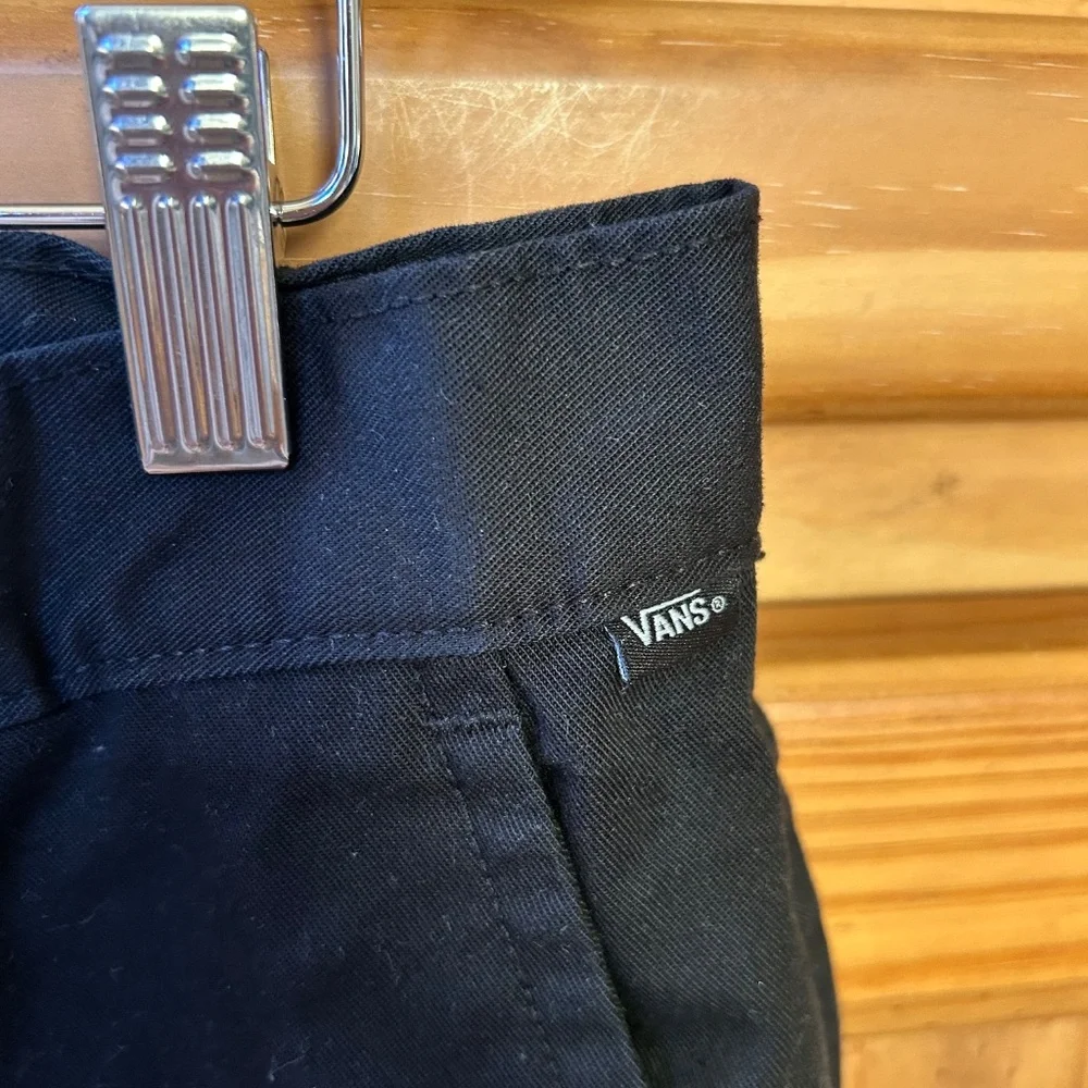 Vans Authentic Chinos Relaxed Fit Black Mens Size 30‎