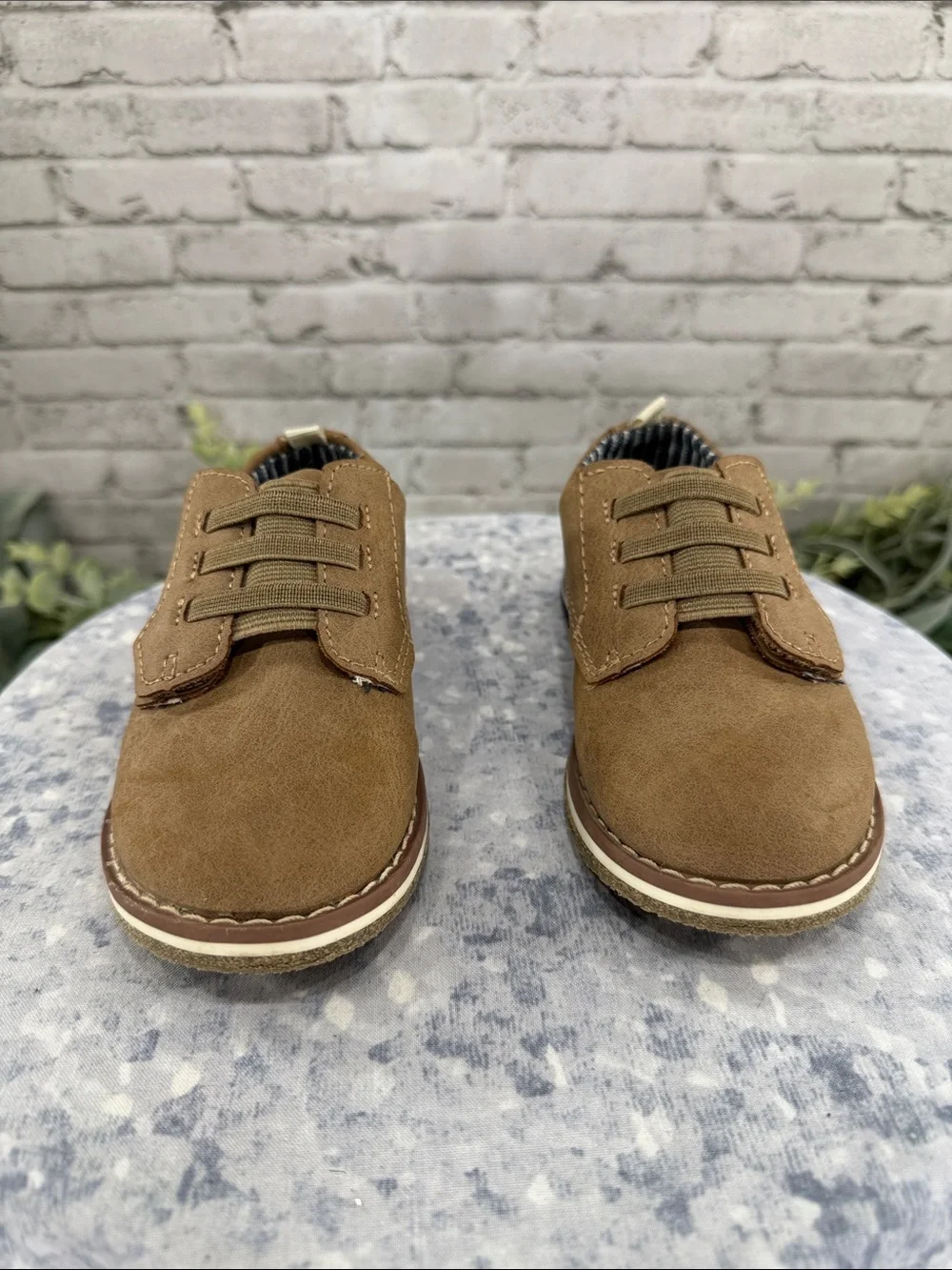 Cat & Jack ✨padded tan uppers