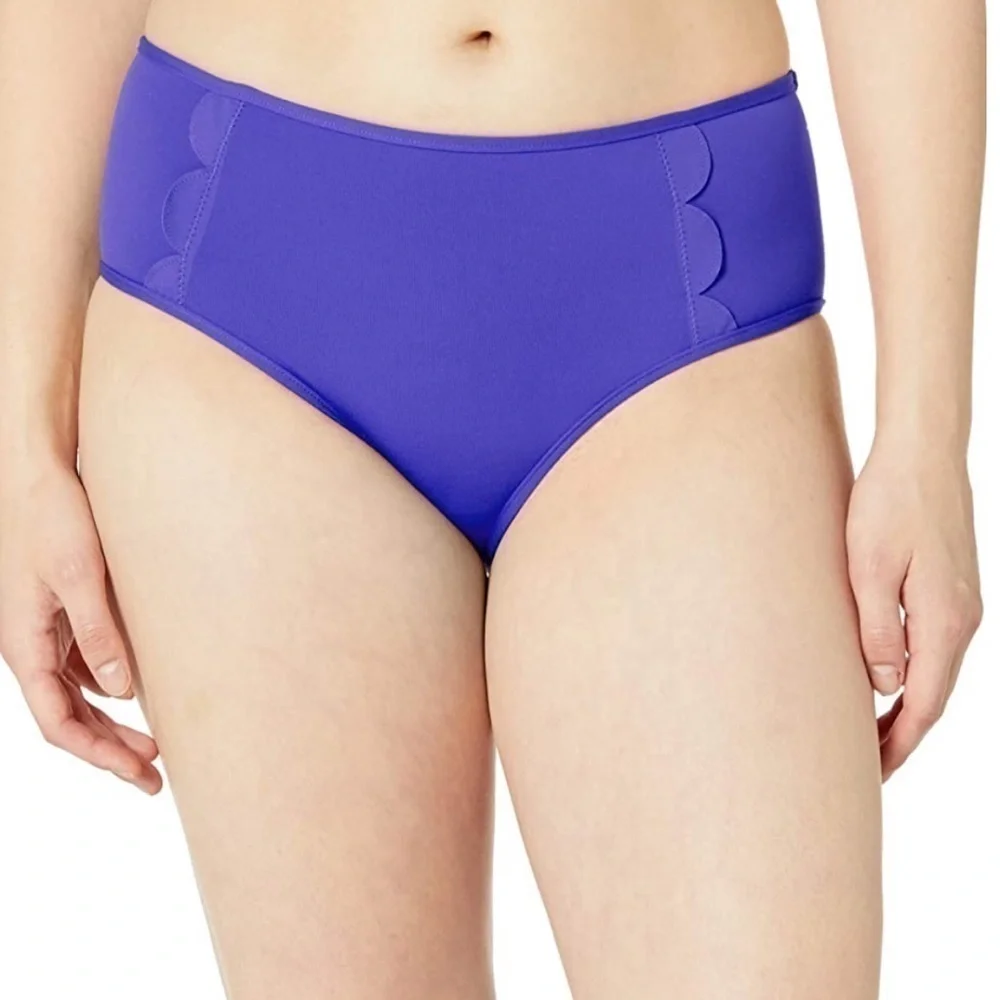 🆕 Seafolly petal edge mid rise bikini bott…