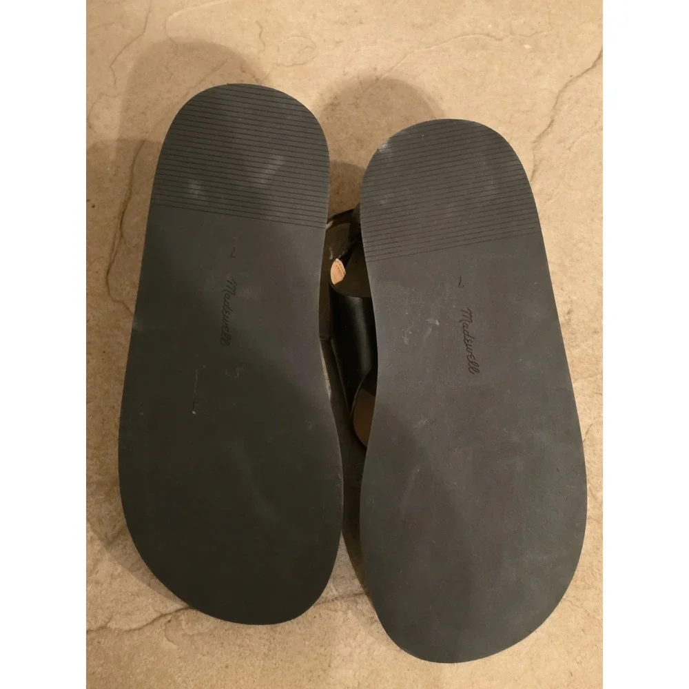 Madewell sleek stylish
