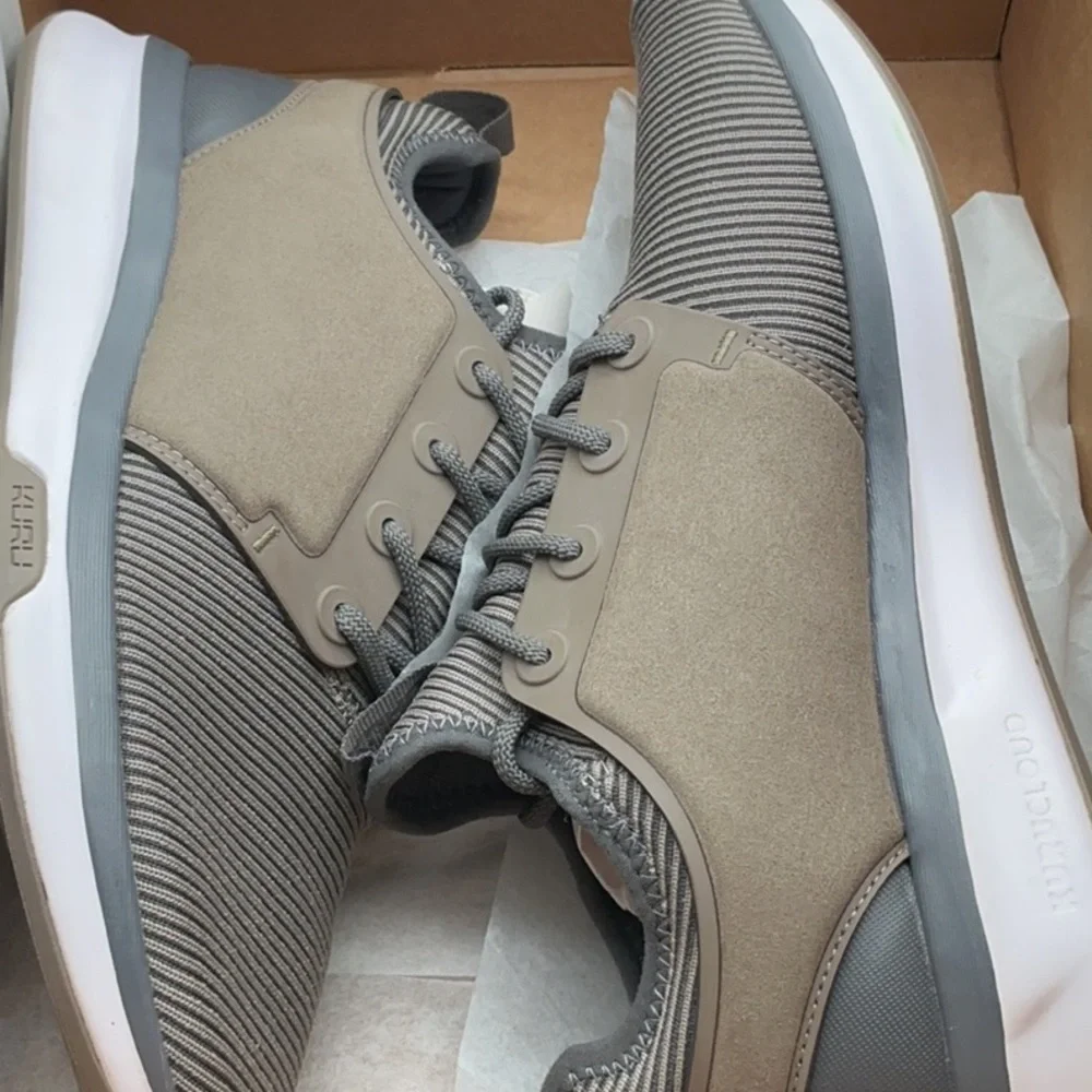 KURU stylish sneakers