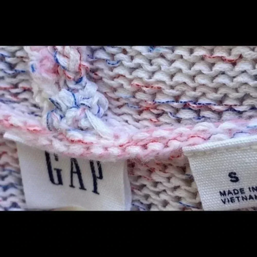 Gap Hooded pullover red white and blue Sweater size‎ small​​