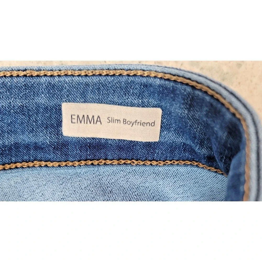 Mavi tag boyfriend says