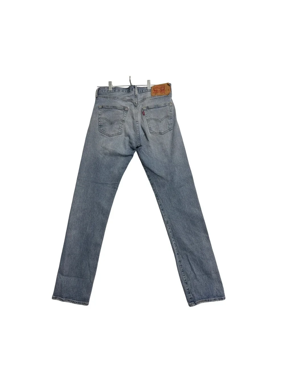 Levis features •levi