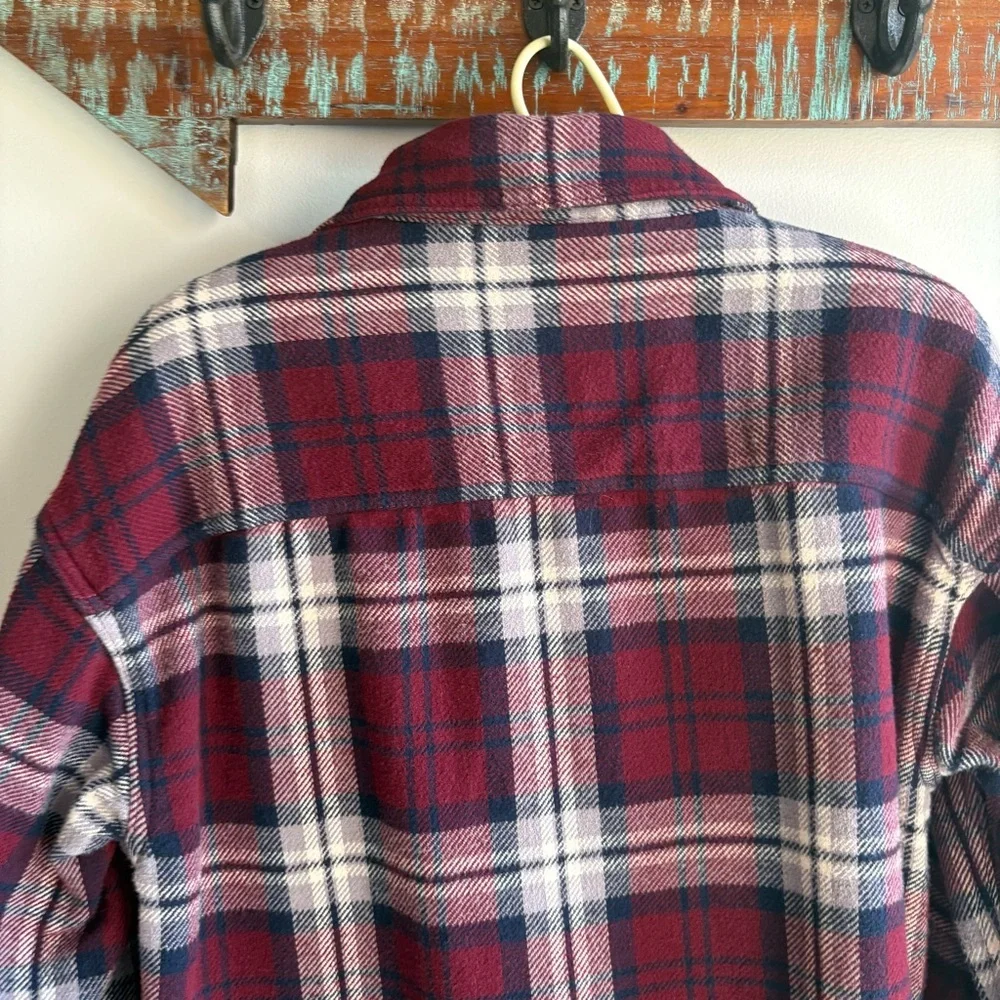 American Eagle Outfitters casual button