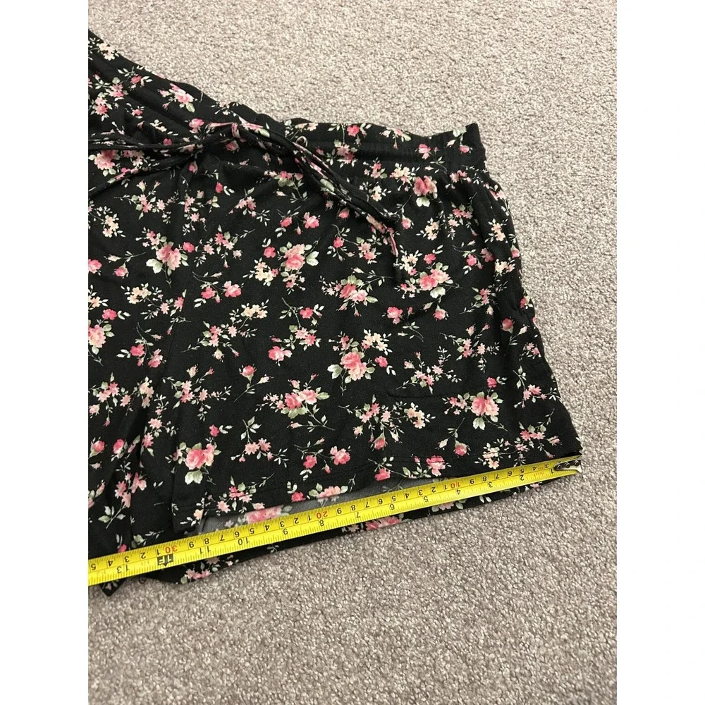 Unbranded lightweight floral