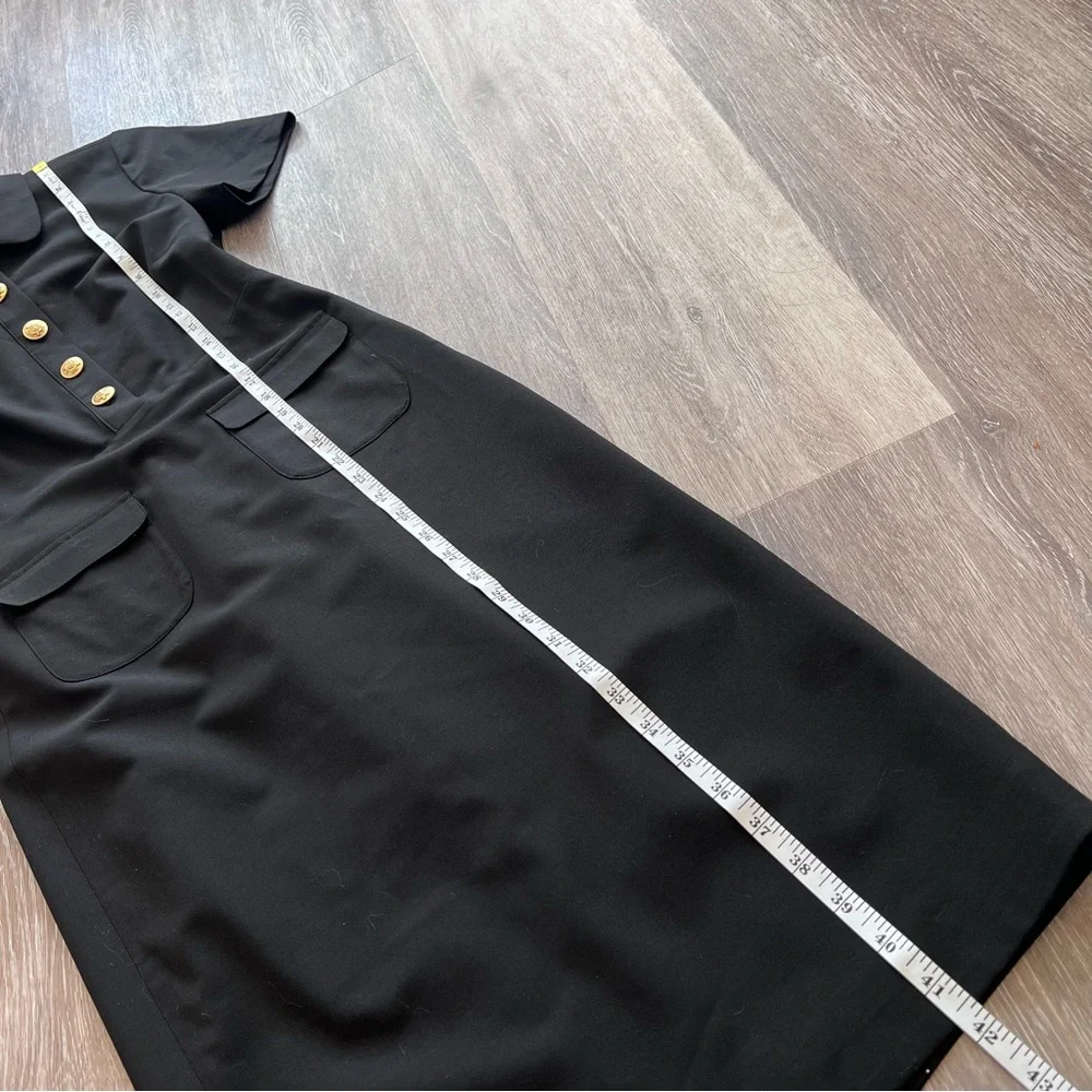J. Crew size excellent