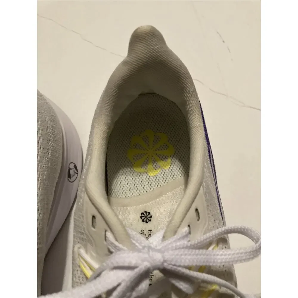 Nike womens zoom