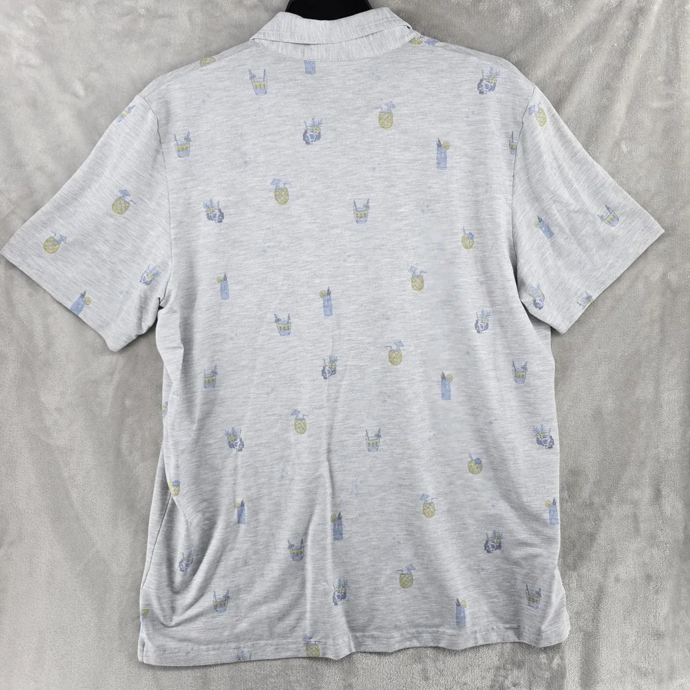 Travis Mathew stains pictures