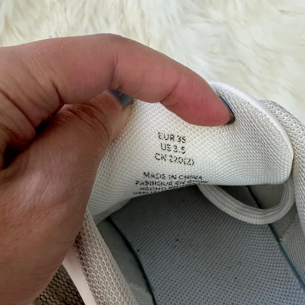 H&M white leather