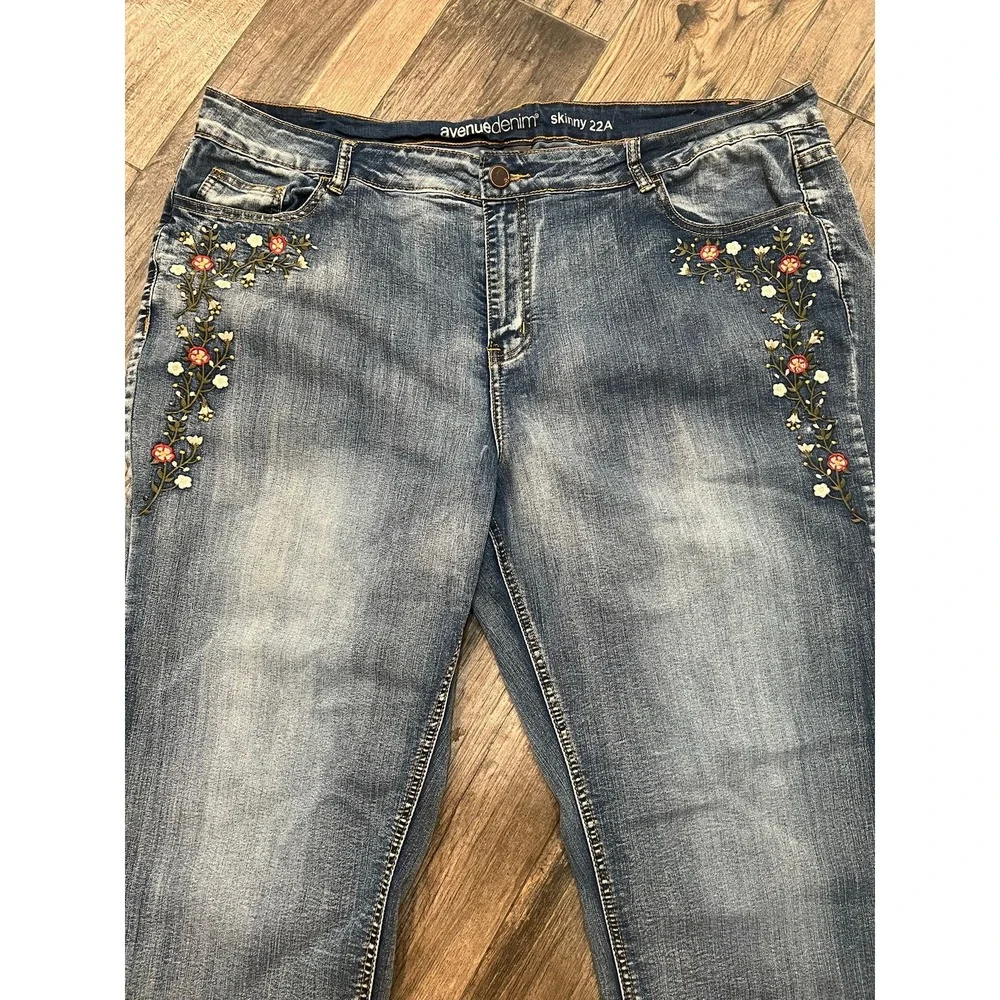 Avenue Jeans these avenue