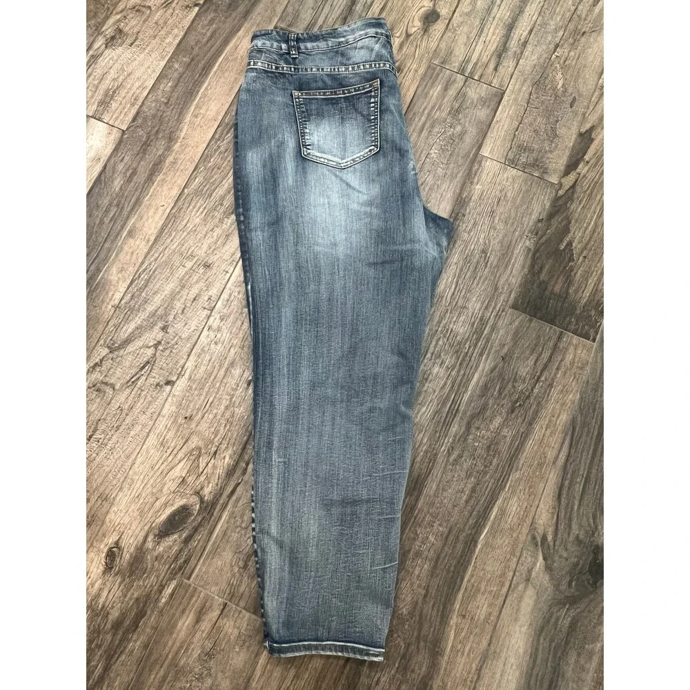 Avenue Jeans these avenue