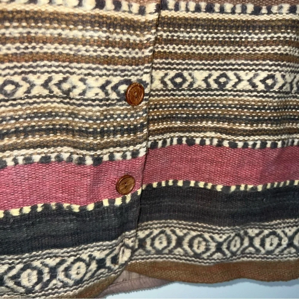 Vintage tangibles striped