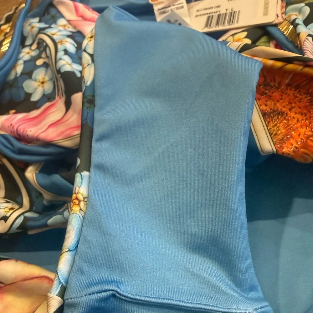 Agua Bendita NWT Billy Dreamin One-Piece Swimsuit Blue Floral‎ Beaded Sz Large