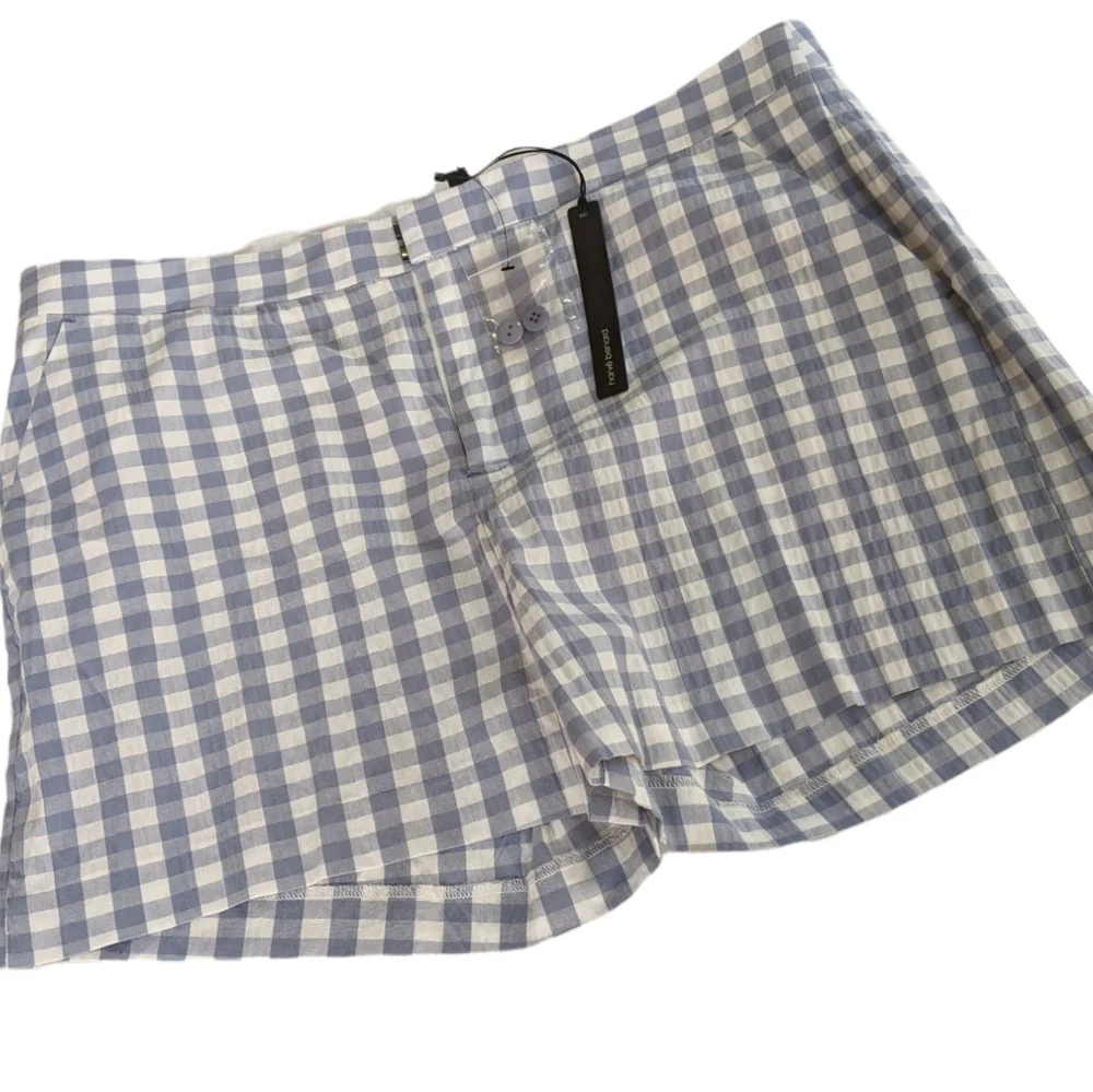 Harve Benard, light blue gingham shorts. Size 14