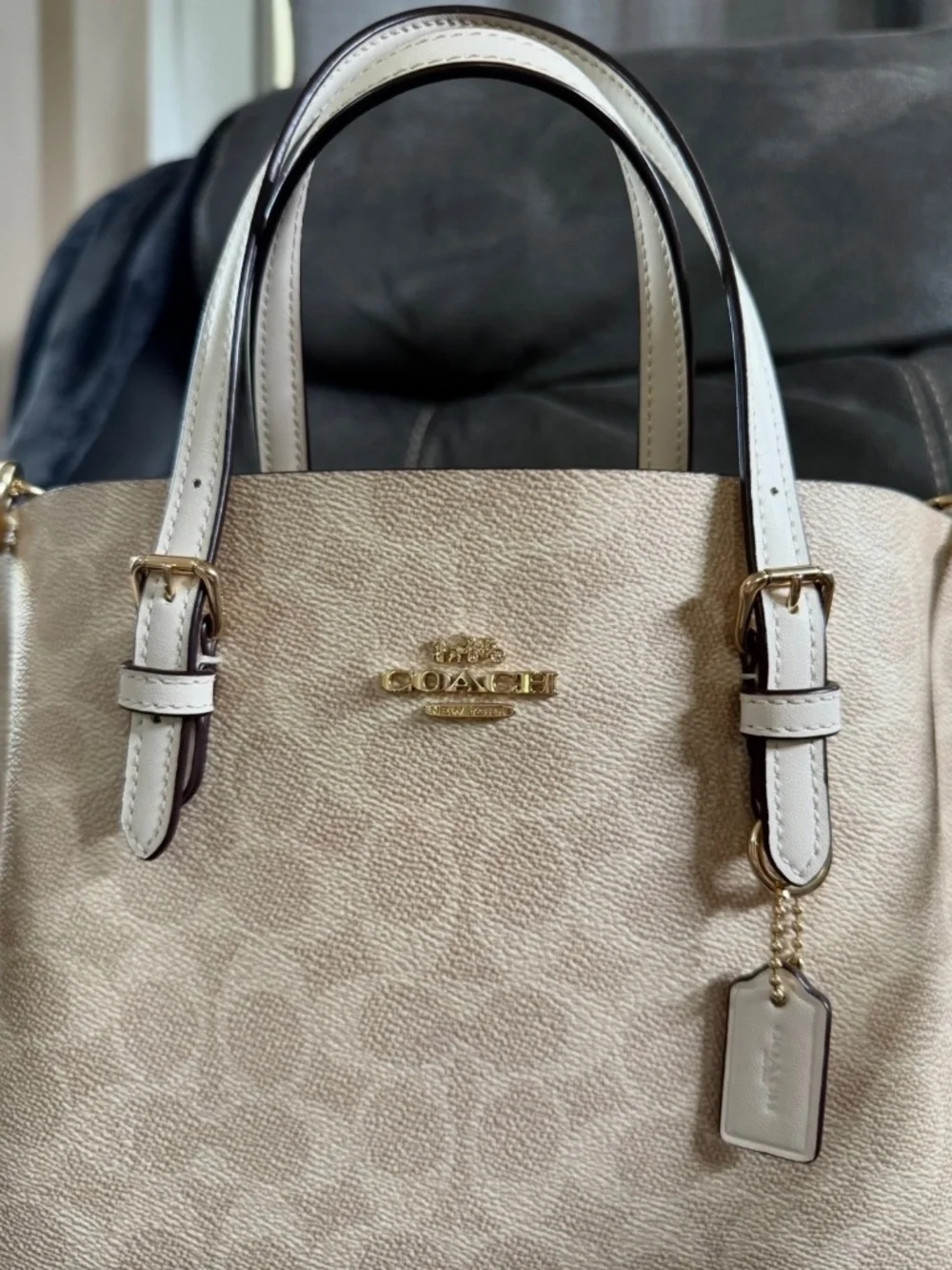 Coach excellent beautiful