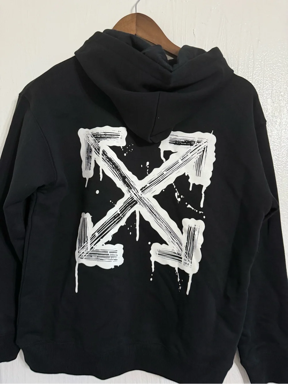 N/A off white
