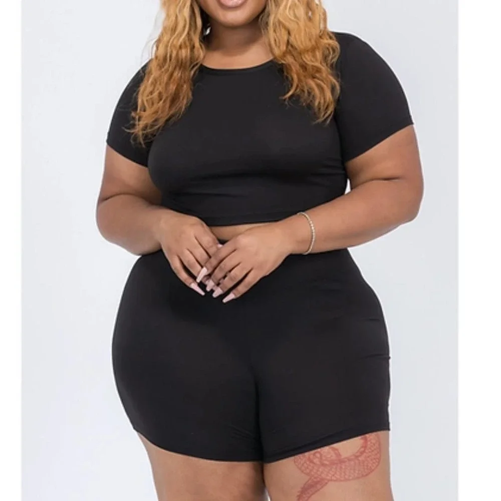 CAPELLA Women's Black Plus Size Crop Top and Short Set
