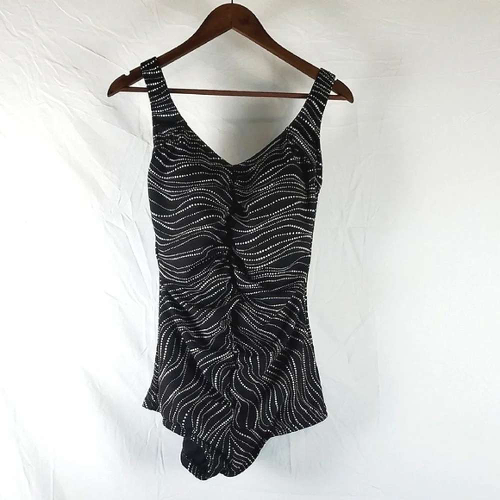 Penbrooke women swimwear