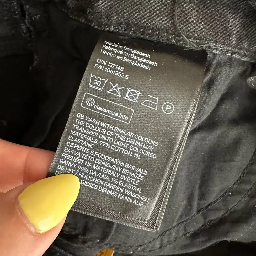 H&M Divided Black High Waisted Jean Shorts Size 10