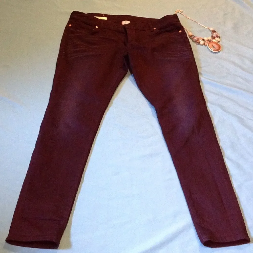 Ladies denim leggings in size 17 by Decree