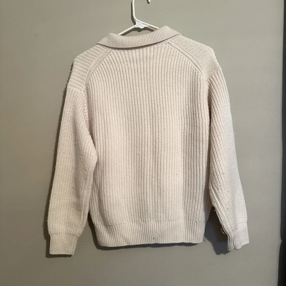 Aritzia white knit