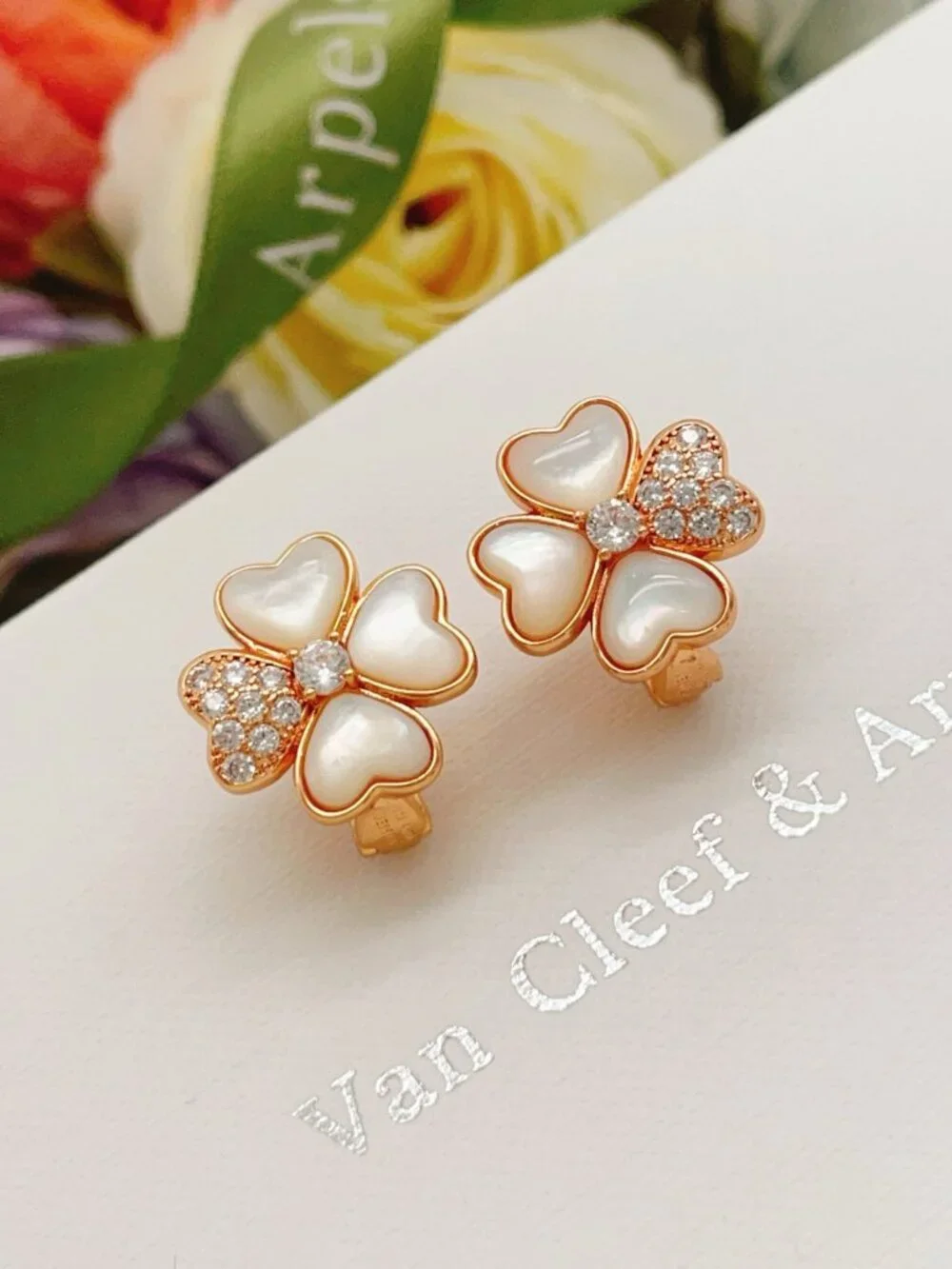 Van Cleef & Arpels​ excellent used