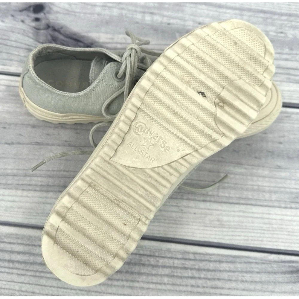 Converse women chuck
