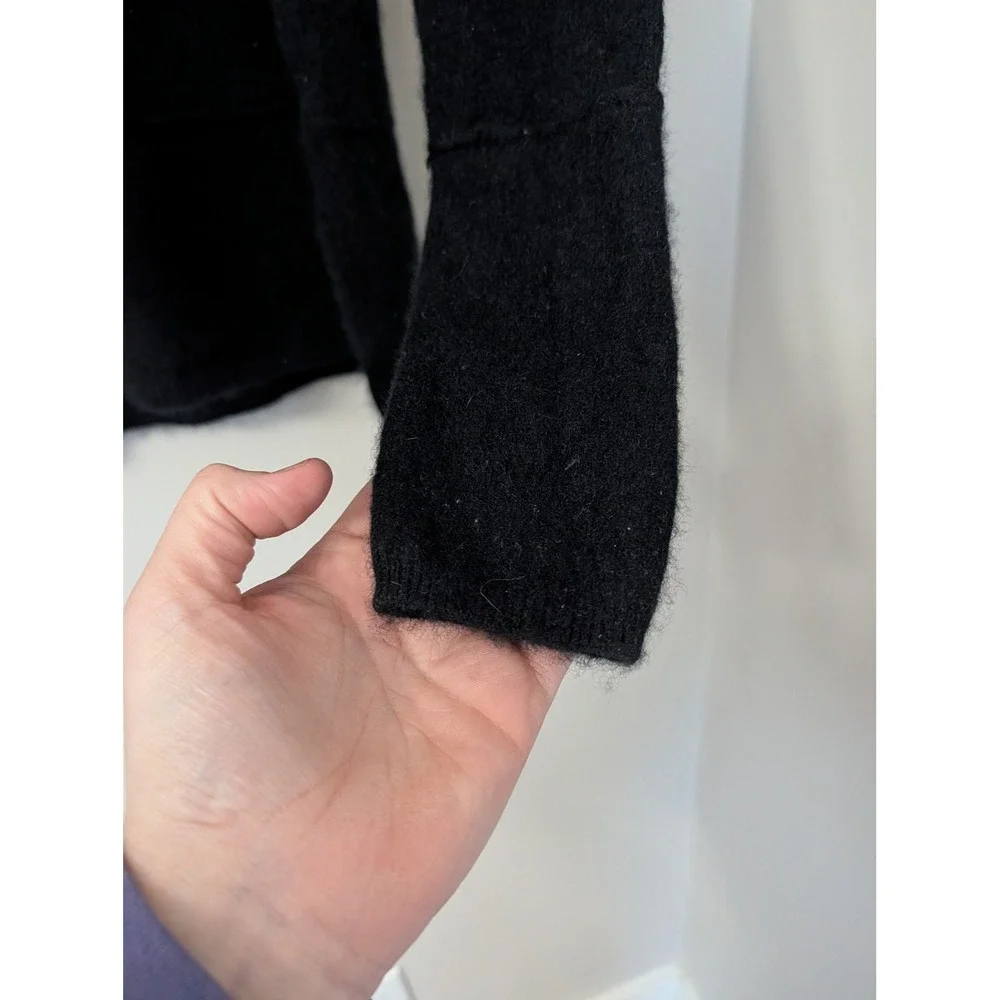 Vince black neck