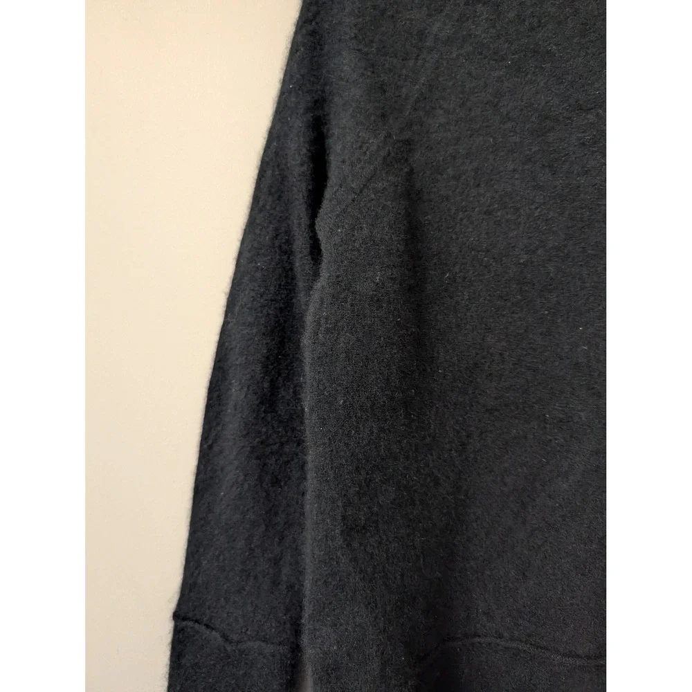 Vince black neck