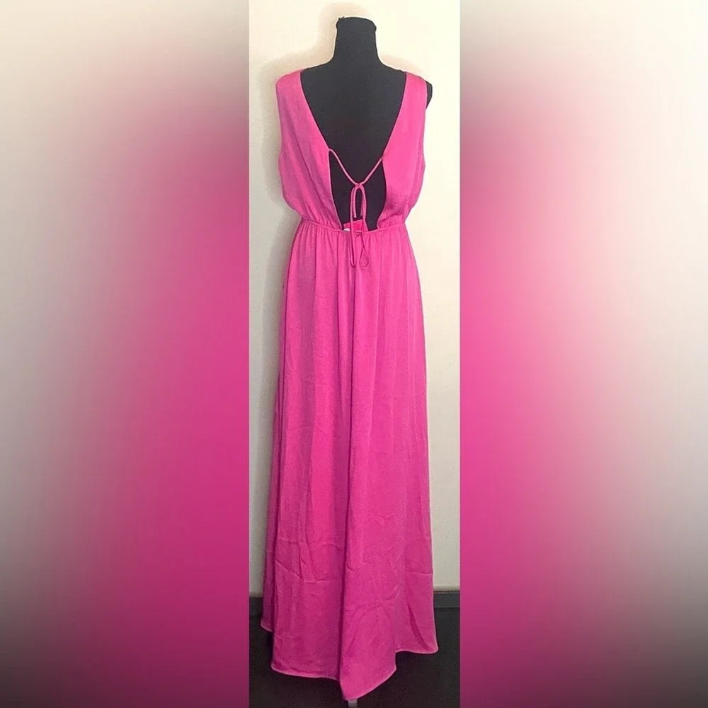 Tyche vibrant hot