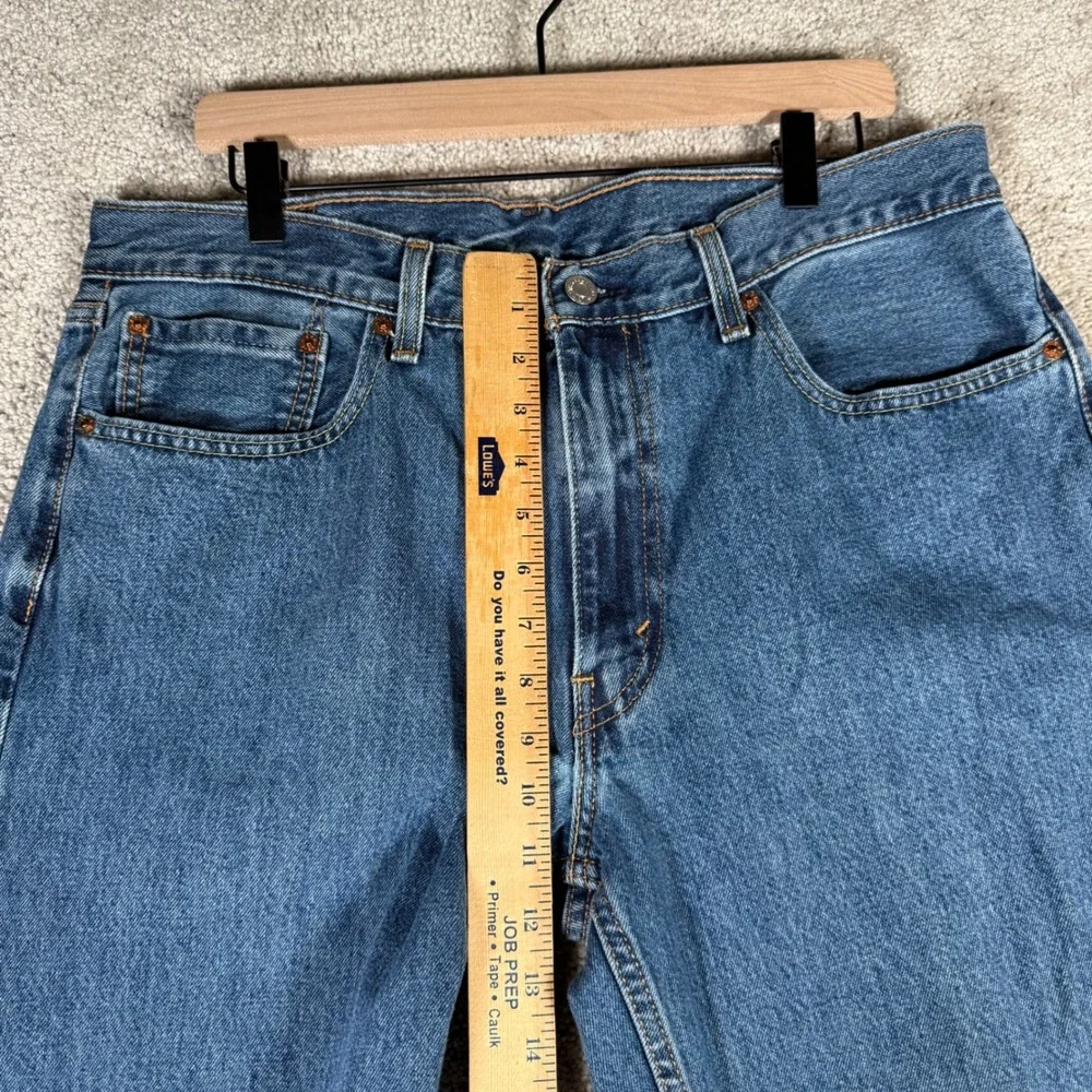 Levis measurements waist