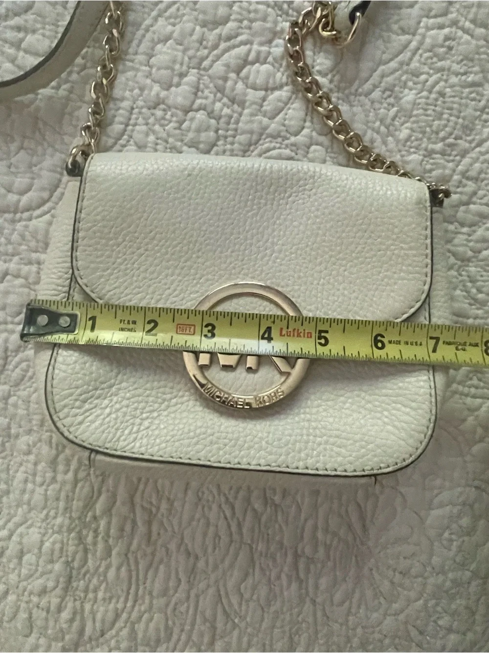 Michael Kors compact pebbled