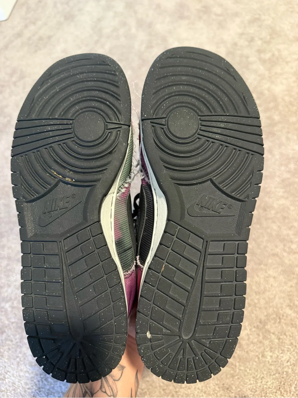Nike Men’s Black Swoosh Pink & Purple Tie-Dye Sneakers