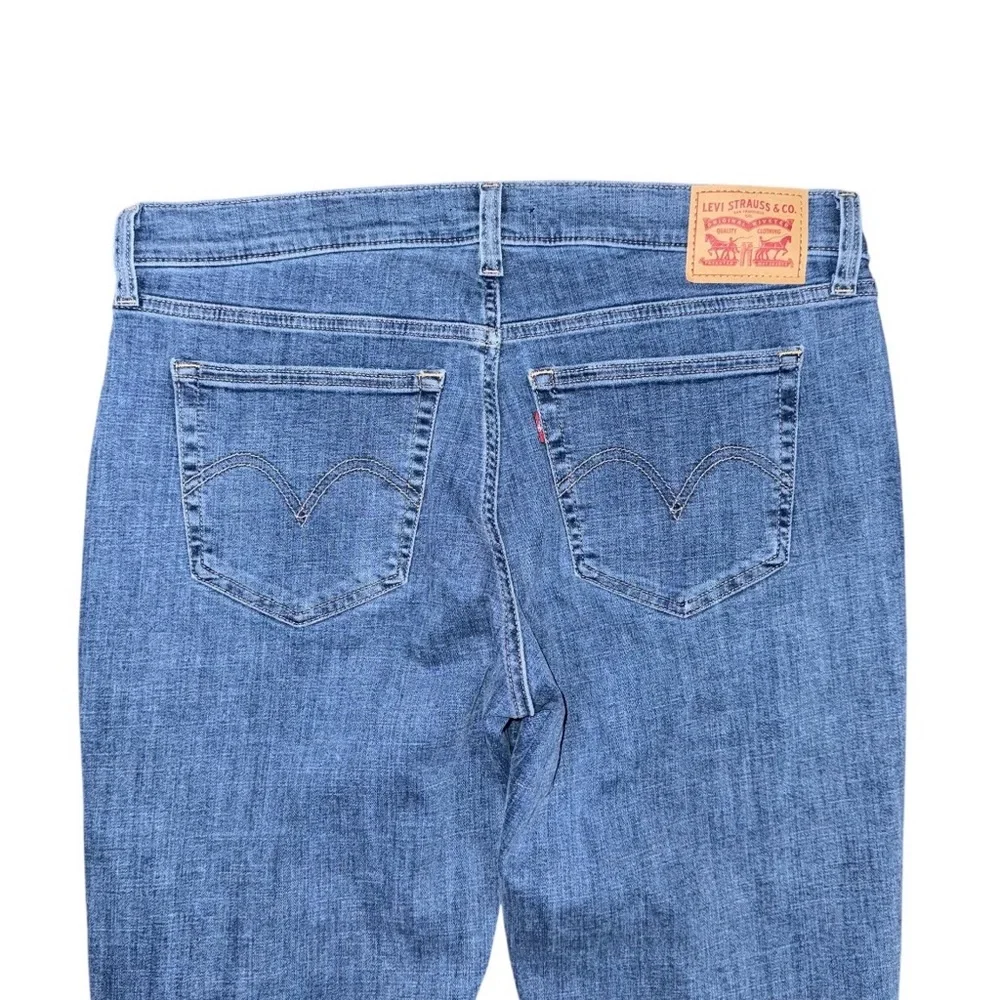 Levis stay stylish