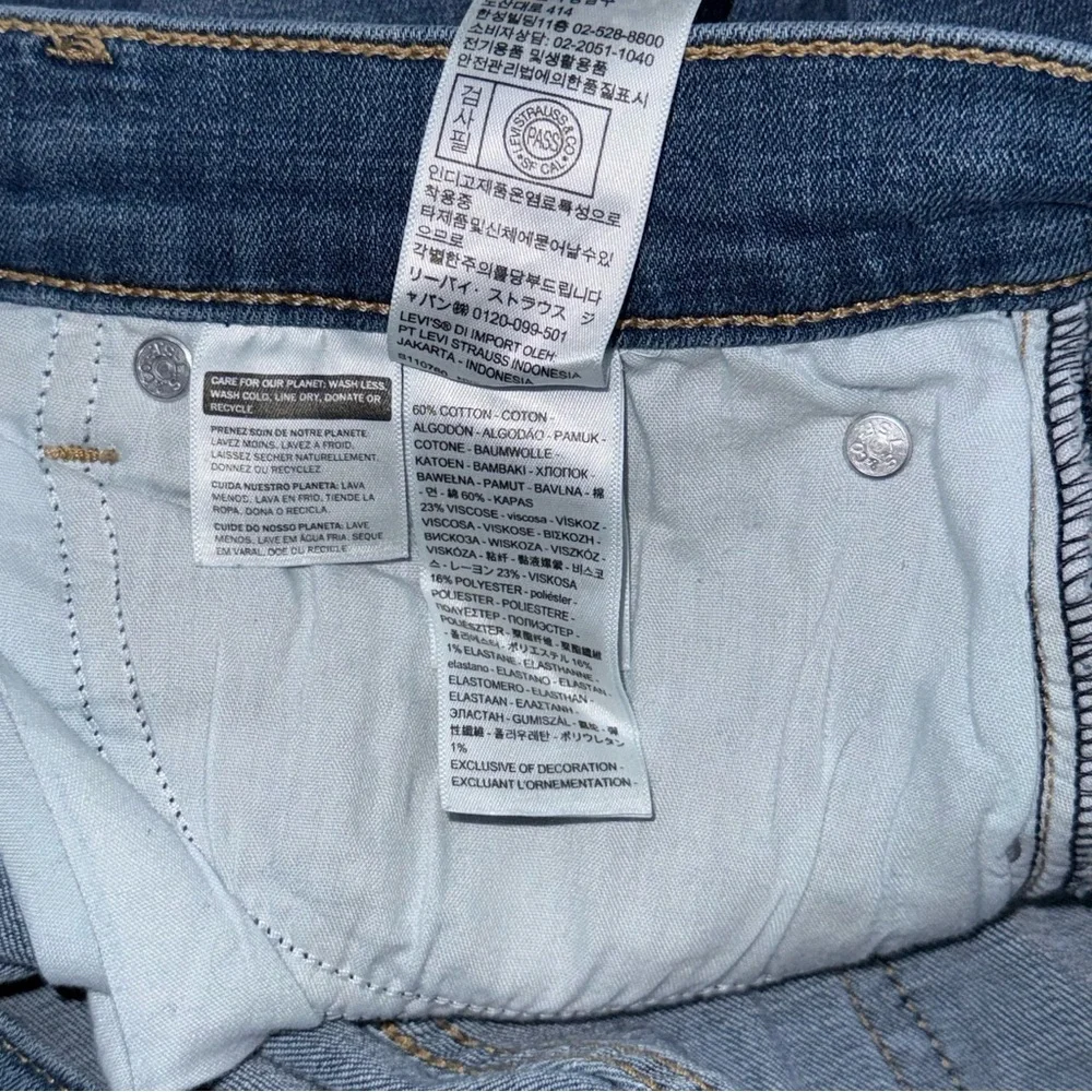 Levis stay stylish