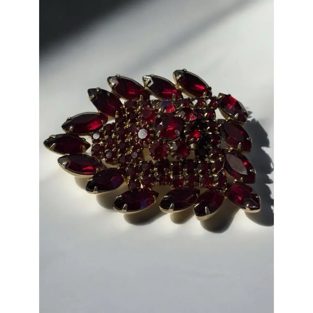 VTG Red Brooch Pin Navette and Round Rhinestone Gold Tone Large Statement Chunky