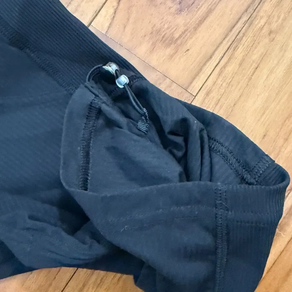Lululemon Dance Studio Mid-Rise Crop 25