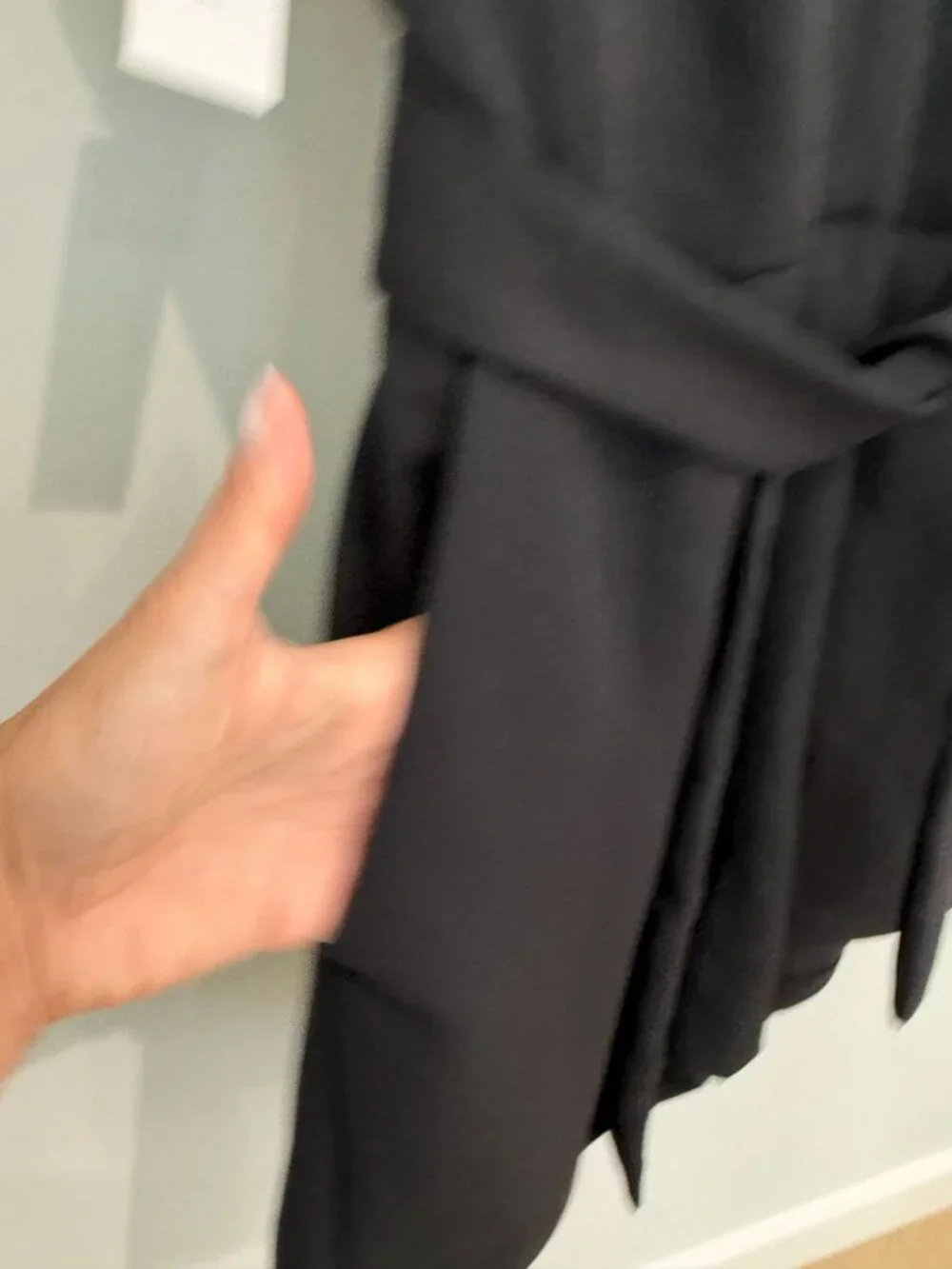 Aritzia wilfred black