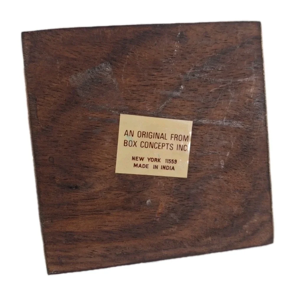 Box Concepts NY hinged decorative hearts