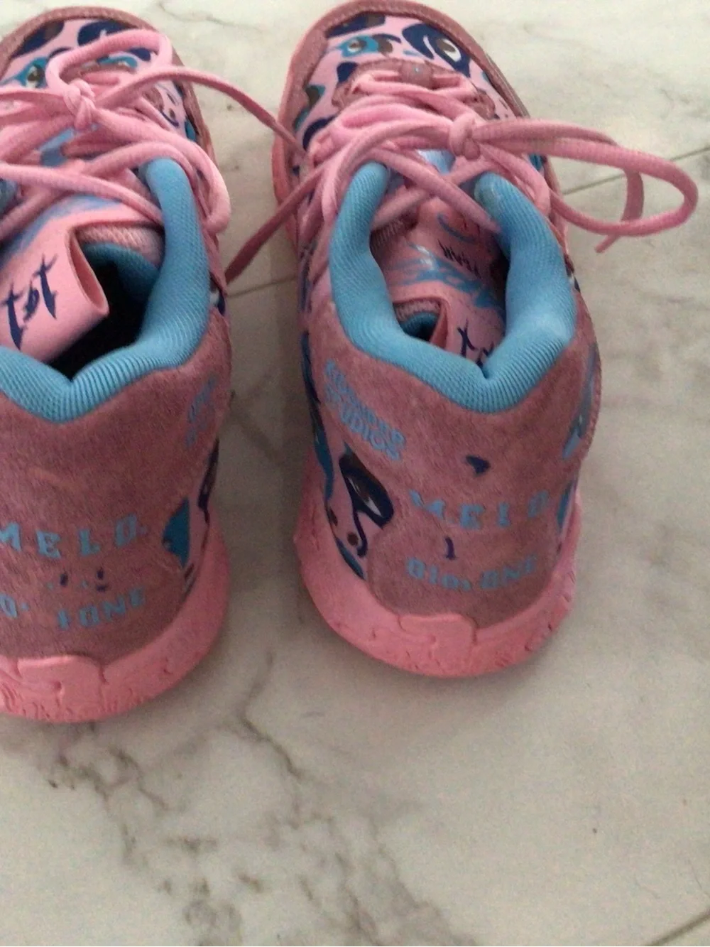 Puma lace pink pattern